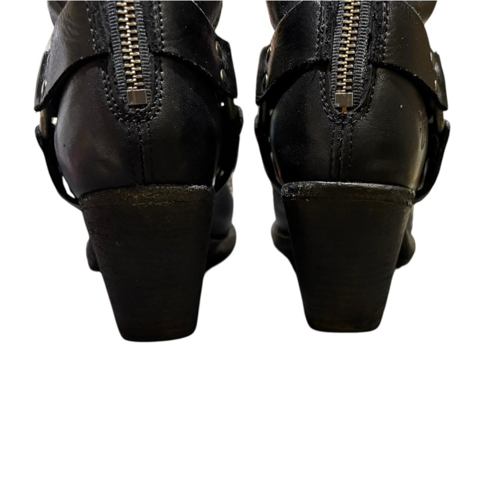 Frye Tabitha Harness Short Back Zip Boot Black Size 8.5 - Picture 5 of 16